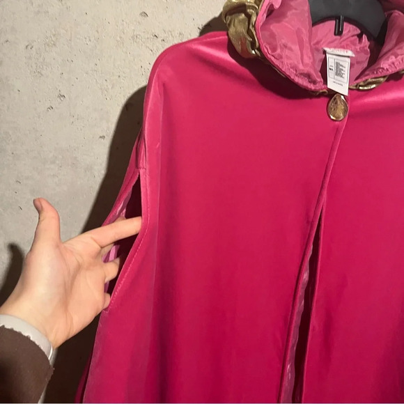 Disney Red and Gold Kids Costume Cape - Picture 6 of 10